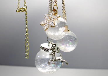 Fee Kette Schneekugel mit Schnee, Fee mit Kristallflügeln/Geschenk für Sie/Winter Kette/Schneekugelkette